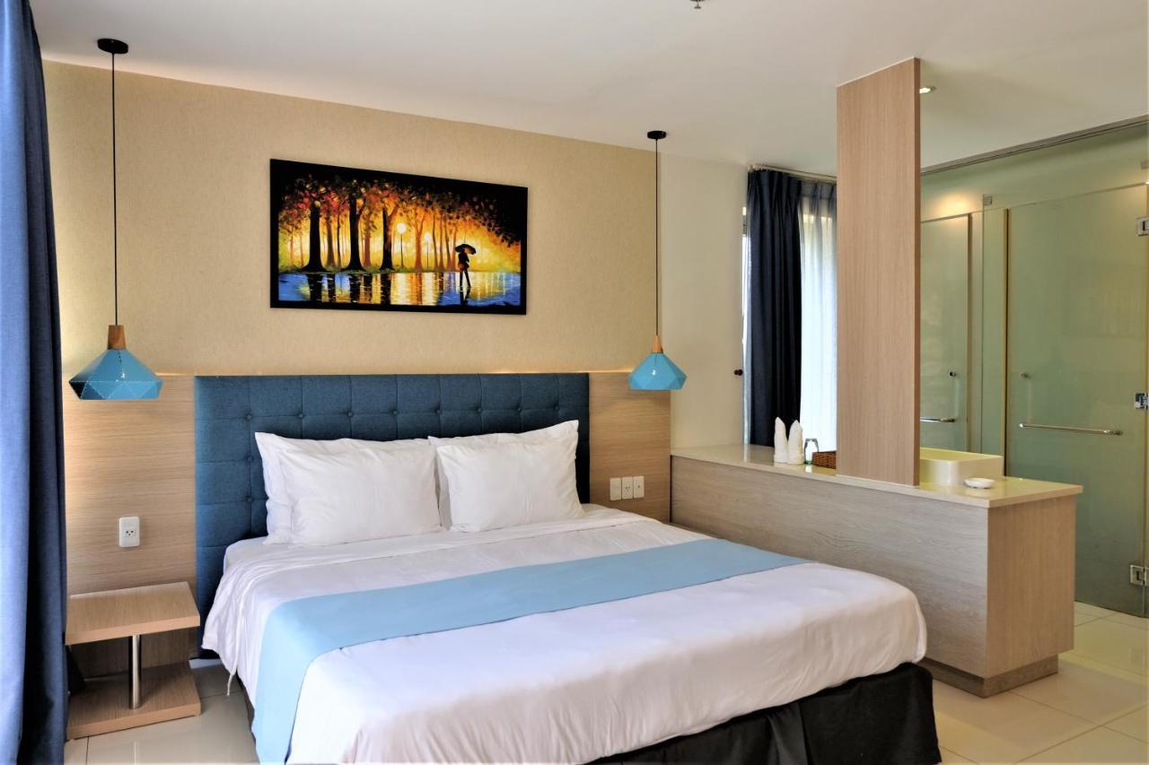 Private Villa At Oceanami Resort Phuochai 外观 照片