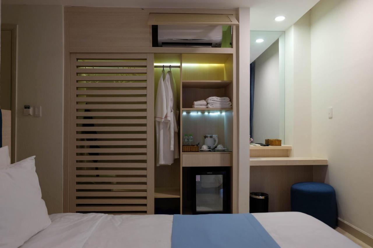Private Villa At Oceanami Resort Phuochai 外观 照片