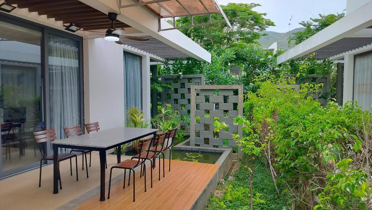 Private Villa At Oceanami Resort Phuochai 外观 照片