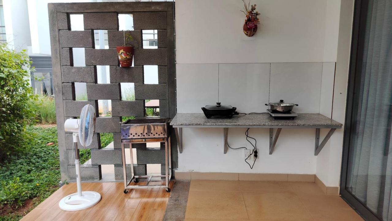 Private Villa At Oceanami Resort Phuochai 外观 照片