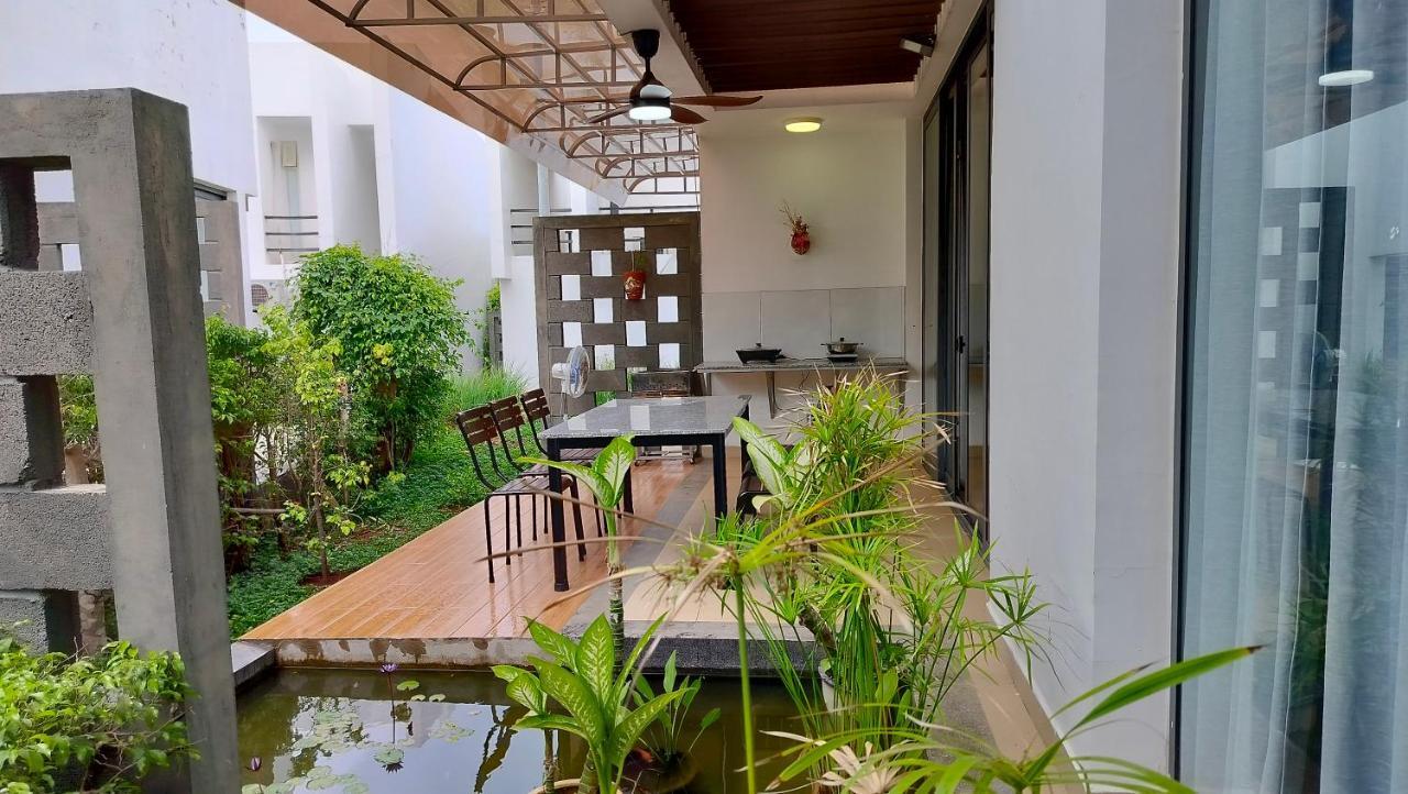 Private Villa At Oceanami Resort Phuochai 外观 照片